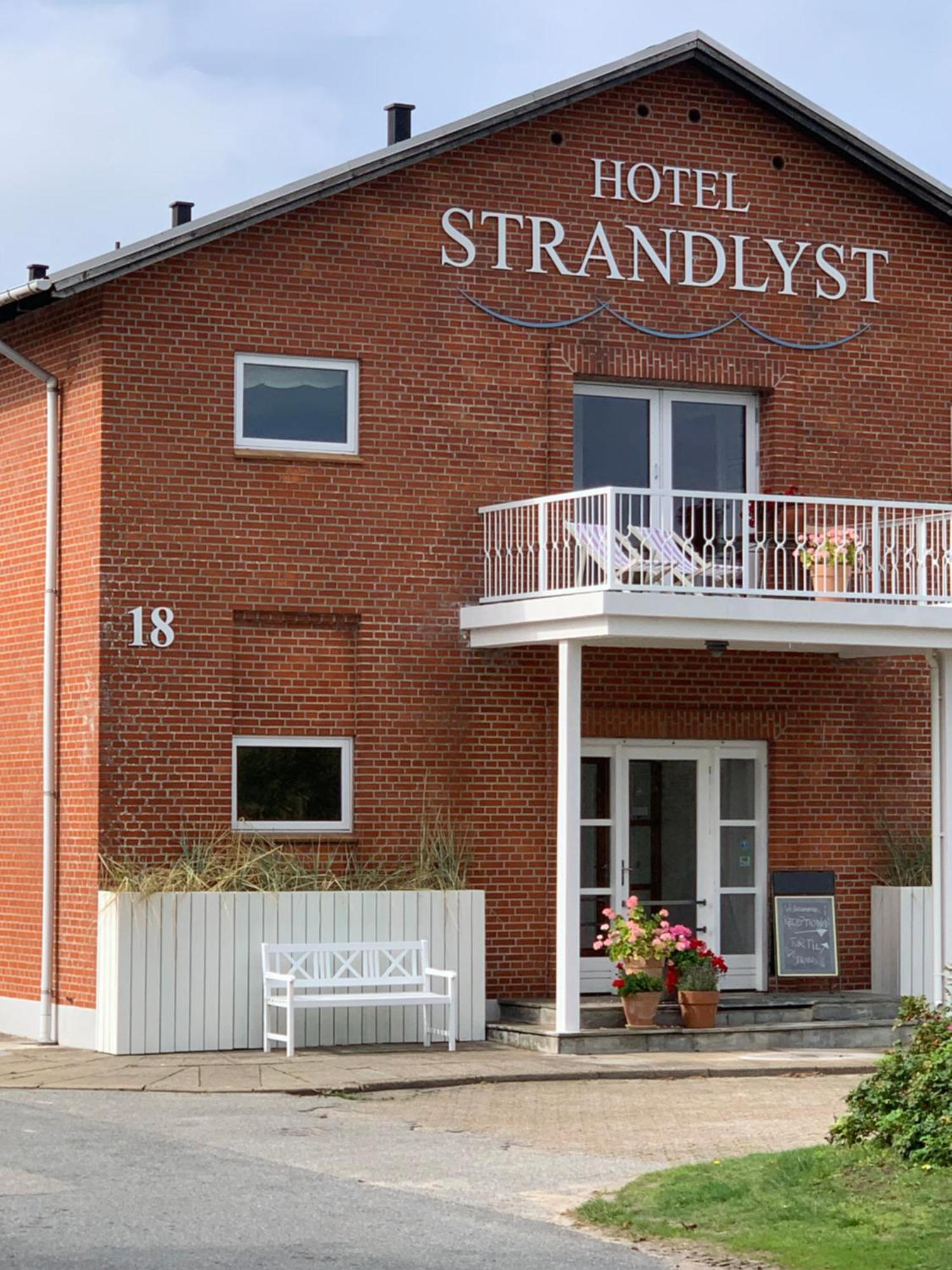 Hotel Strandlyst Badehotel Hirtshals Exterior photo